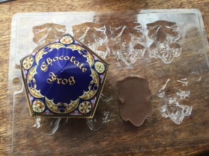 Review: Chocolate Frog Molds By Cinereplicas! - The-leaky-cauldron.org 